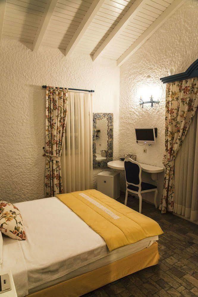 Taskoy Alacati Hotel (Adults Only) Exteriör bild